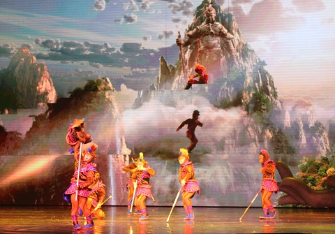 中國風情秀《PANDA！》 佈景壯觀炫麗令人讚嘆