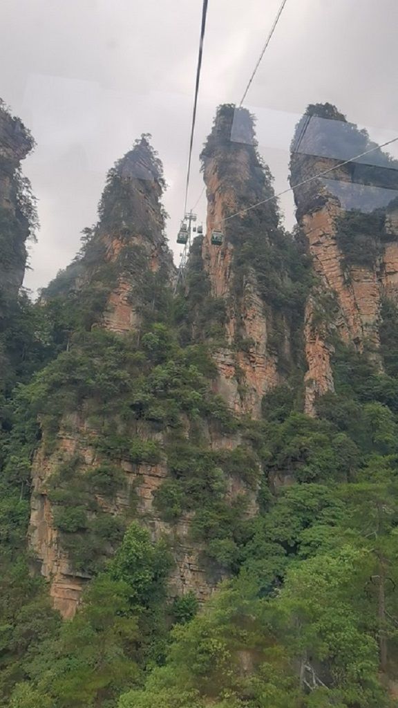 奇峰成林 张家界山水幻化飘飘仙境