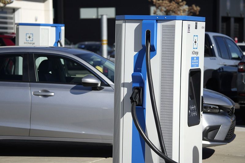 美國46％電動車主考慮換回汽油車 主因「充電設施太缺」