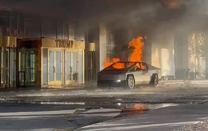 维加斯川普酒店正门口 发生特斯拉车起火爆炸