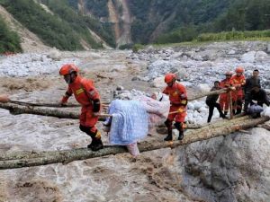 四川泸定地震已65人遇难 航天局急调10余颗卫星驰援灾区