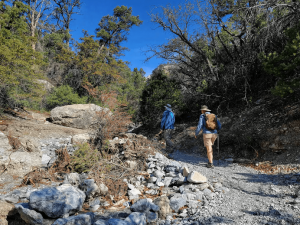 內州南部夏季健行路線 風景如畫