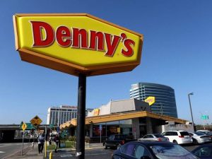 连锁餐厅Denny's 将关闭150间业绩不佳门市